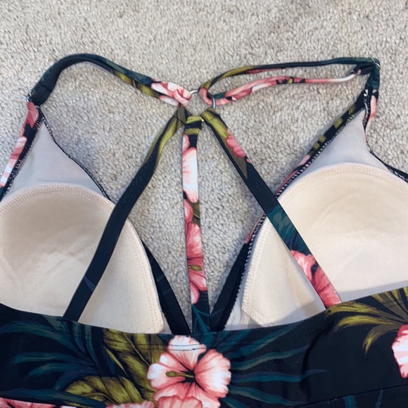 NWOT Kona Som Tankini Top Size Large - Picture 4 of 9